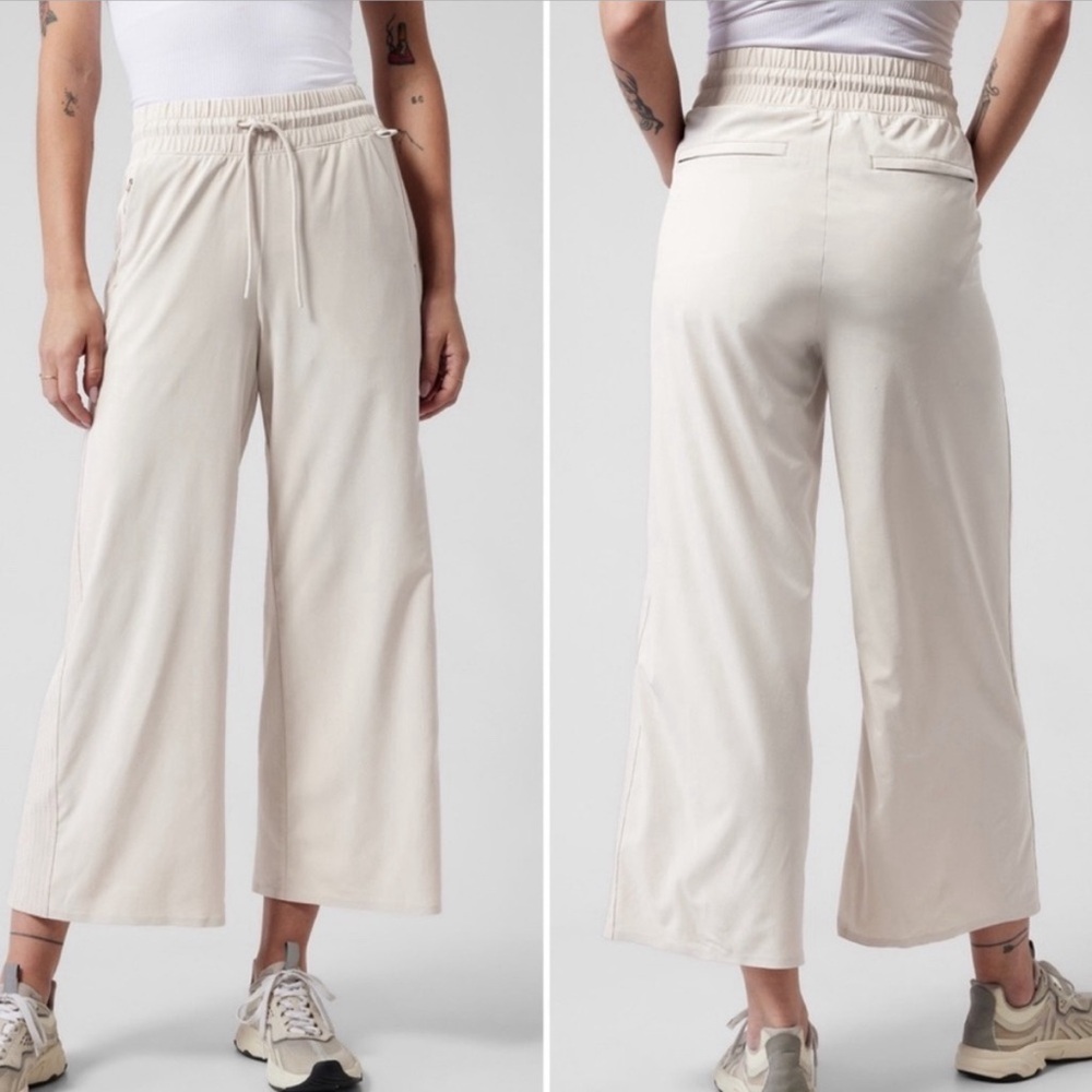 Athleta Avenue Wide Leg Crop Light Beige Pants 24 3X